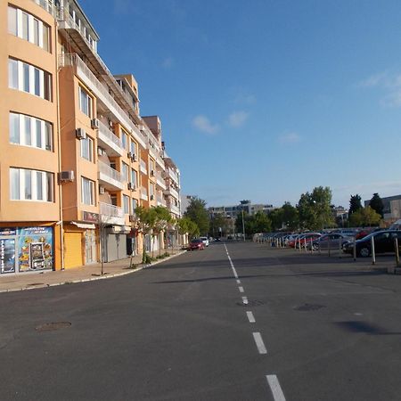 Apartamenti Zhelezovi Pomorie Extérieur photo