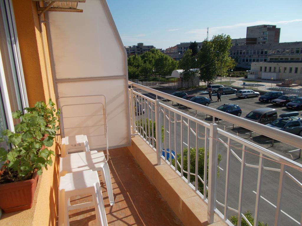 Apartamenti Zhelezovi Pomorie Extérieur photo