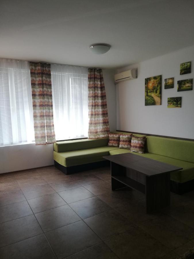 Apartamenti Zhelezovi Pomorie Extérieur photo