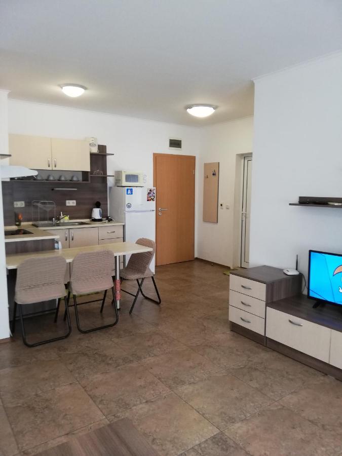 Apartamenti Zhelezovi Pomorie Extérieur photo