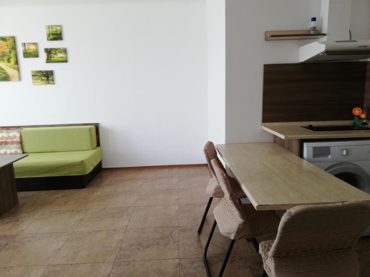 Apartamenti Zhelezovi Pomorie Extérieur photo