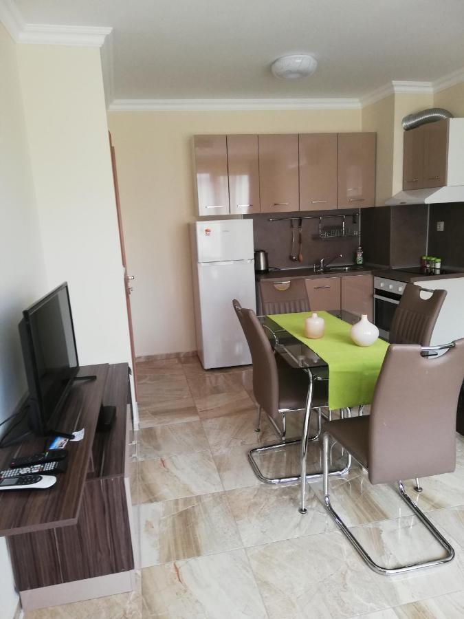 Apartamenti Zhelezovi Pomorie Extérieur photo